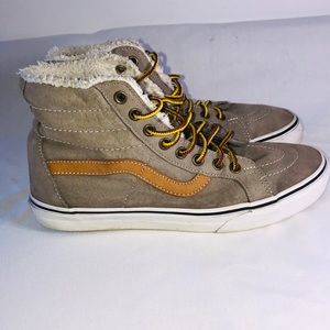 VansSK8 Suede Lined High Top